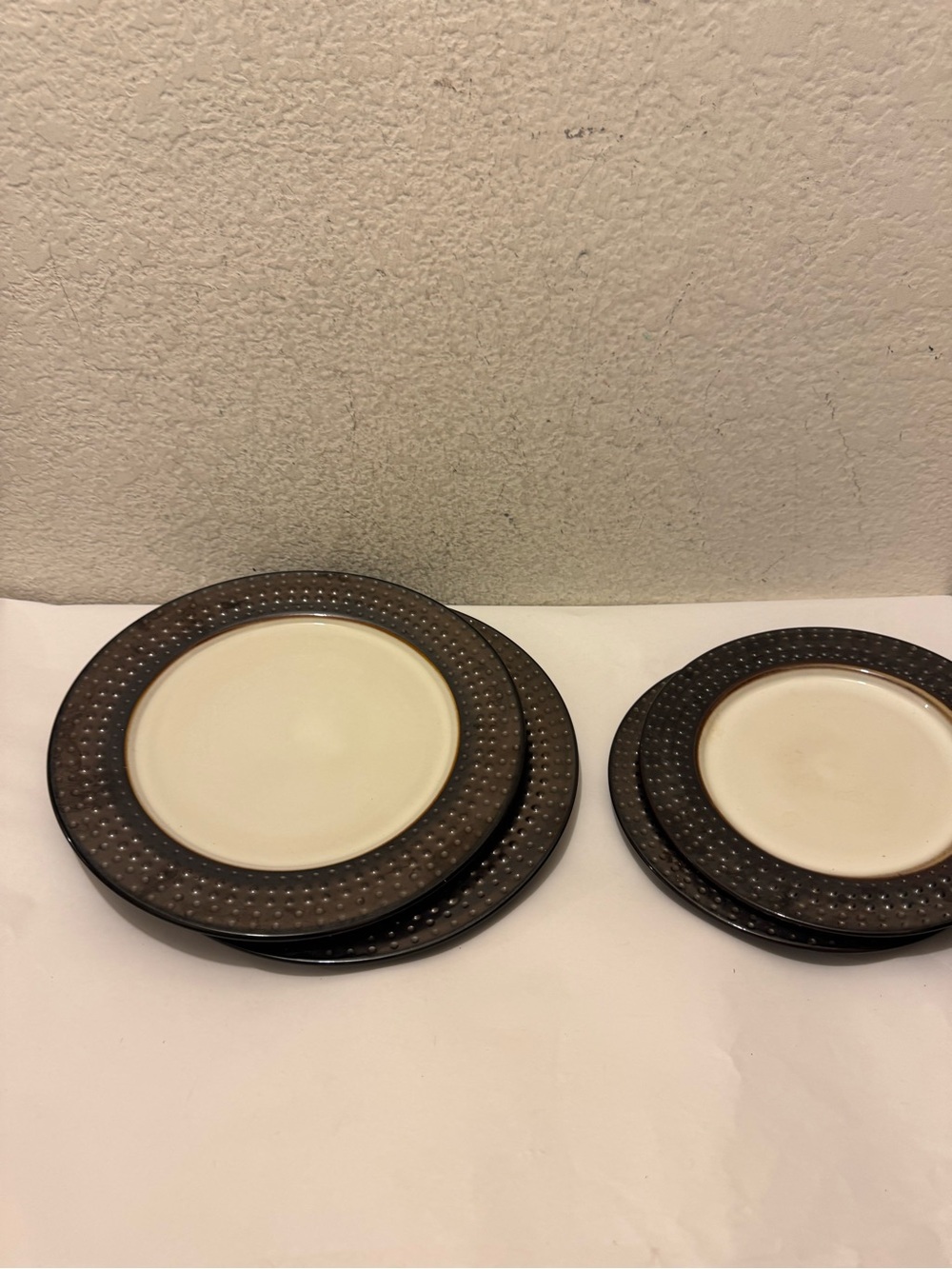 Mikasa Cream Center with Textured Brown Rim Dinner salad Plates set of 4